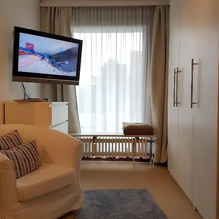 Viktoriastrasse 5 Nill 808 *